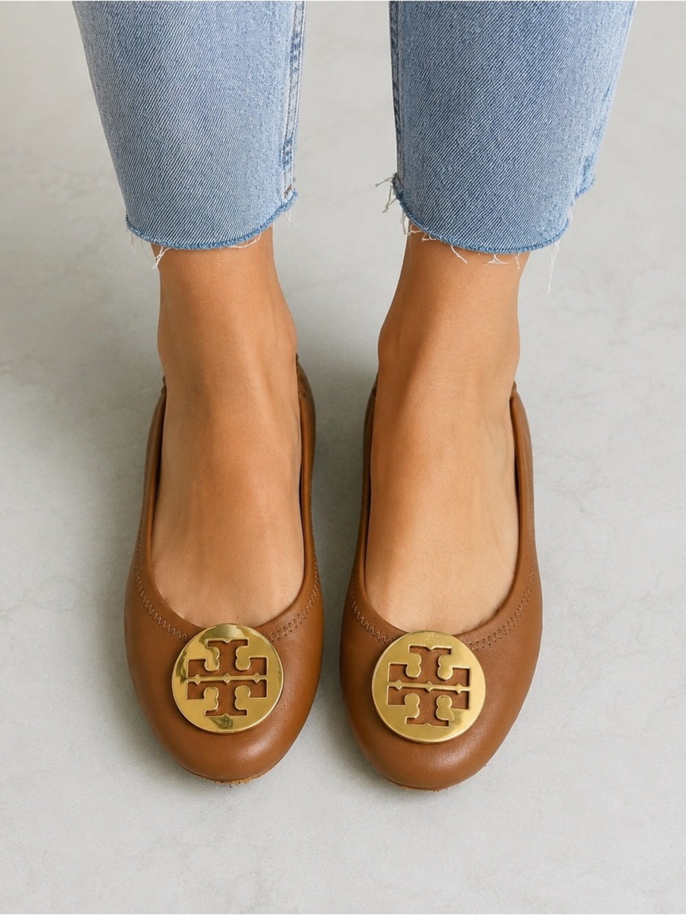 Tory Burch Reva Ballet Flats Brown Gold Logo Leather Slip On Shoes Women’s